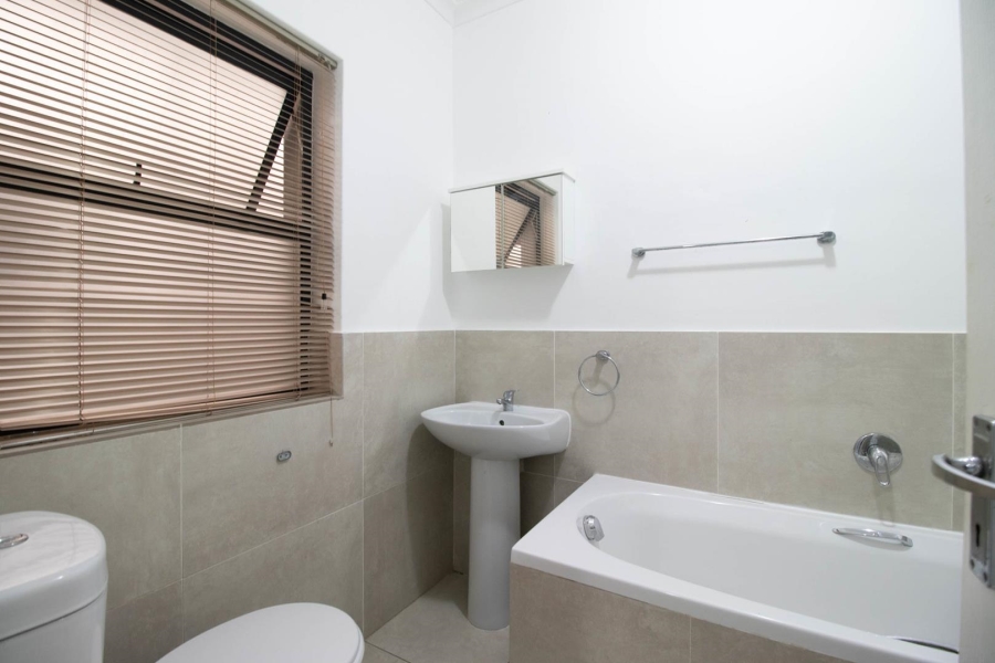 2 Bedroom Property for Sale in Bonnie Brae Western Cape